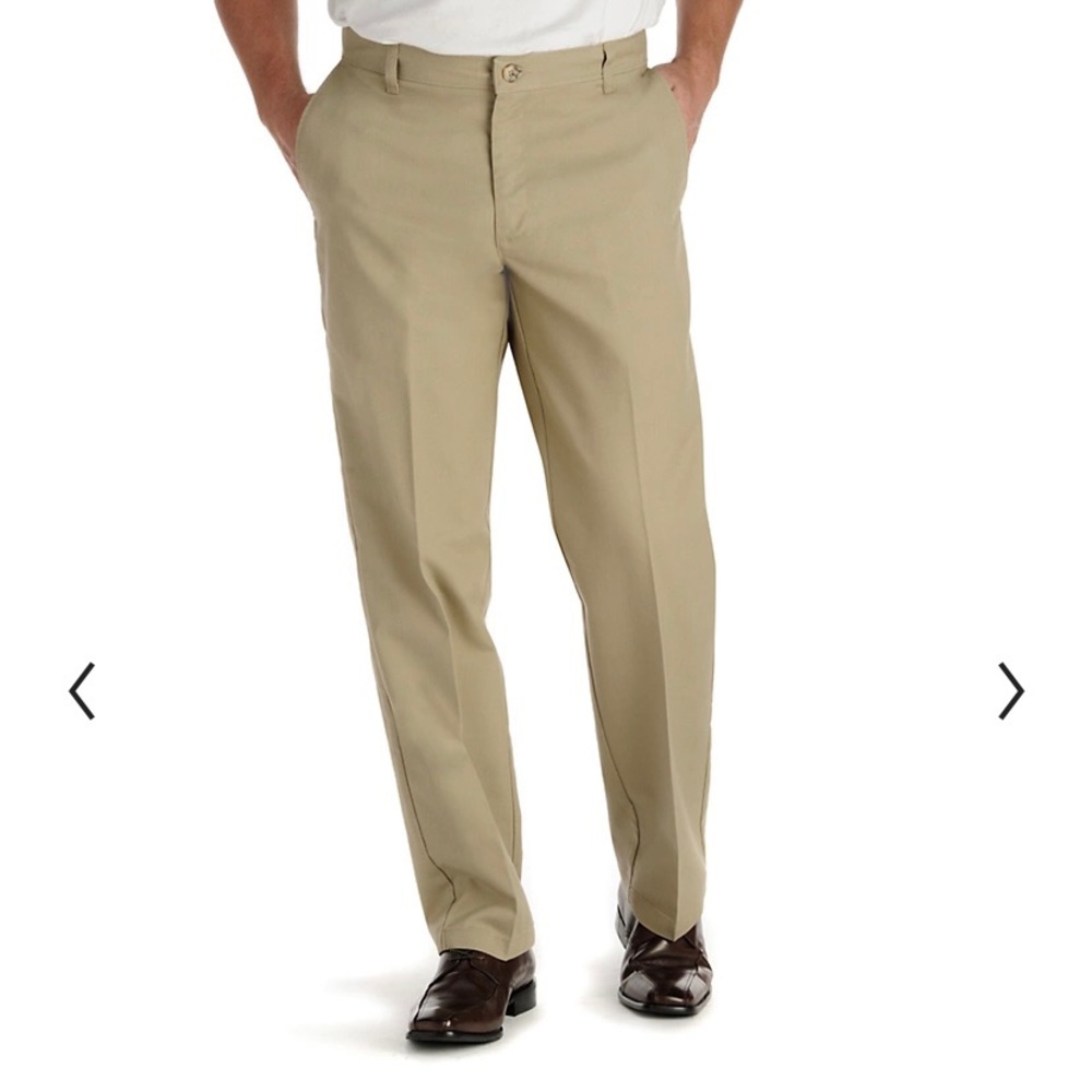 Men’s Lee Flat-Front Khaki Pants